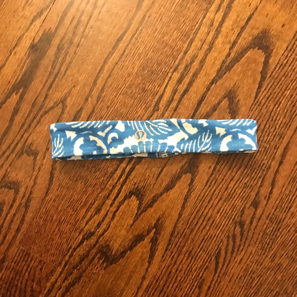 Lululemon headband